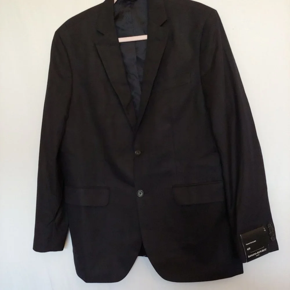 NWT mens Banana Republic 2 button navy blazer 40R
